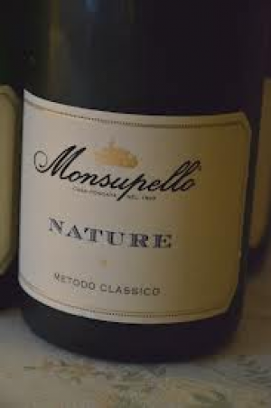 Monsupello-Nature-Pinot-nero-Metodo-Classico-Pas-dose-VSQ.jpg