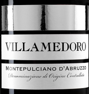 Montepulciano-d-Abruzzo-Villa-Medoro-2013.jpg