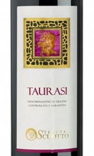 Taurasi-2011.jpg