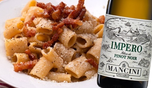 Mezzemaniche alla gricia e Fattoria Mancini Marche Impero Blanc de Pinot Noir 2021