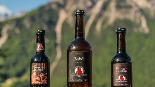 Foglie D'Erba nel bicchiere
