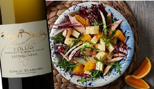 Insalata di radicchio con rucola, trota salmonata, arancia e Fontina DOP con Collio Sauvignon 2021 Ronco Blanchis