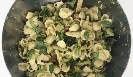 Ricetta Orecchiette fresche, Broccoli e Alici di Cetara