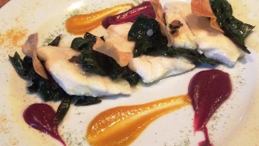 Rombo con bietole rosse e tartufo nero