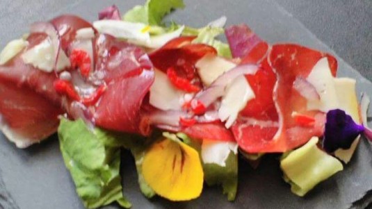 Sashimi di manzo