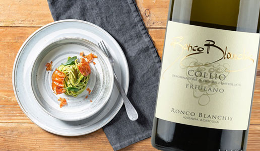 Tagliatelle, pesto e speck croccante con Collio Friulano 2018 Ronco Blanchis
