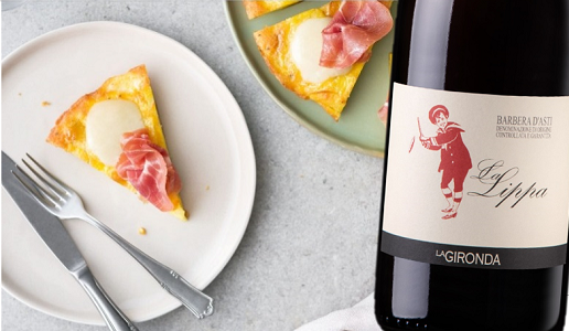 Frittata di patate, provolone dolce e prosciutto crudo e Barbera d’Asti La Lippa 2022 La Gironda