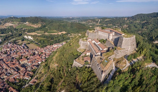 Gavi Forte Panorama