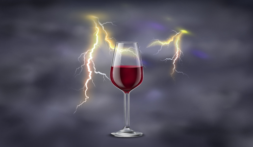 Temporale fulmine calice di vino