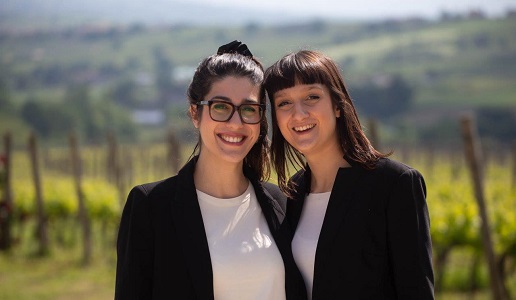 sorelle Alice e Chiara Cantina Signae Rossobastardo Umbria