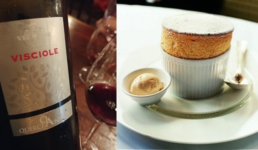 Soufflé di Prugne e Armagnac abbinamento QuerciAntica Vino e Visciole Sel. Velenosi
