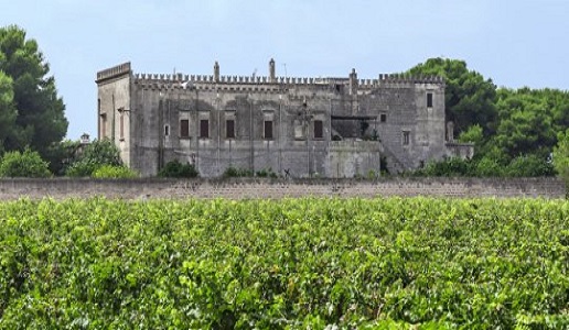 Varvaglione 1921 cantina vini Puglia