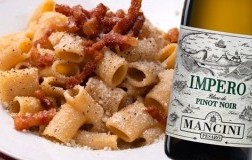 Mezzemaniche alla gricia e Fattoria Mancini Marche Impero Blanc de Pinot Noir 2021