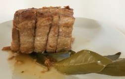 Arrosto di maiale al profumo di alloro e bacche di ginepro