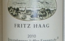 Brauneberger-Juffer-Sonnenuhr-2010.jpg