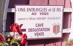 Domaine Mousset cantina vini francia