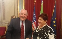 Il Segretario di Stato americano Sonny Perdue e la Ministra delle Politiche agricole on. Teresa Bellanova