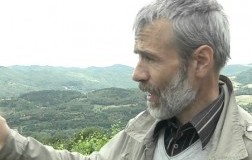 La terza via al Pinot Nero del Podere della Civettaja