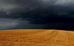 Le nuvole si avvicinano