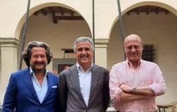 Giovanni Manetti Presidente COnsorzio Chianti Classico tra i Vice Presidenti Francesco Colpizzi e Sergio Zingarelli.