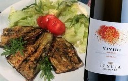 Melanzane gratinate e Sicilia Grillo Vìviri 2020 Rapitalà