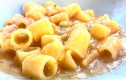 Pasta patate e provola