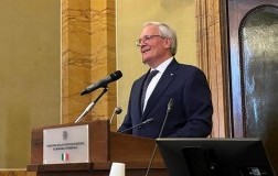 Riccardo Ricci Curbastro dopo 24 anni lascia la presidenza di Federdoc