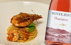 Spaghetti con gamberi in rosso e Phasianus Corvina Rosato Verona Igt 2019 Cottini Monte Zovo