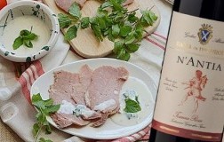 L’arrosto alle tre salse e N'Antia Toscana Rosso 2018 Badia di Morrona 