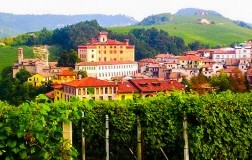Barolo (Langhe - Cuneo - Piemonte) e il suo castello