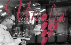 Enoteca Vinalia Simone e Kazuyo