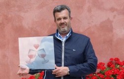 Franco Cristofoletti, presidente Chiaretto di Bordolino con l'emoji Pink-Wine