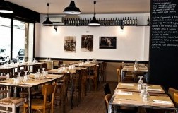 Lo'Steria Ponte Milvio Roma la sala