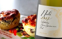 Muffin salati gorgonzola pere e noci Nodi 2017 Valdobbiadene Prosecco Superiore Nino Franco
