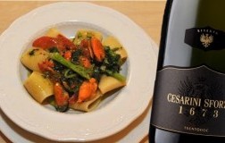 Mezzi paccheri con rape e cozze e Trentodoc Riserva 1673 Millesimato 2014 Cesarini Sforza