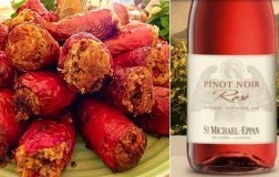 peperoni cornetti ripieni e Alto Adige Pinot Nero Rosé 2018 San Michele Appiano/St.Michael Eppan