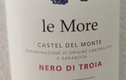 Santa Lucia Castel del Monte Nero di Troia Riserva Le More 2017
