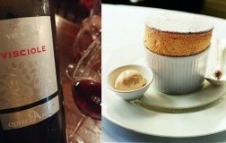 Soufflé di Prugne e Armagnac abbinamento QuerciAntica Vino e Visciole Sel. Velenosi 