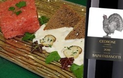 Tartare di fassona al tartufo e Trentino Lagrein Cedrone 2019 Tenute Sajni Fasanotti