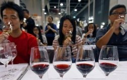 degustazione di vino in Cina