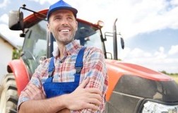 giovane imprenditore agricolo