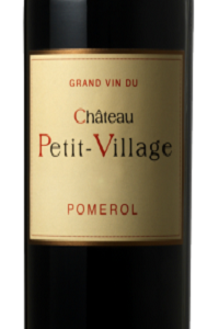 chateau petit village pomerol vino rosso bordeax francia