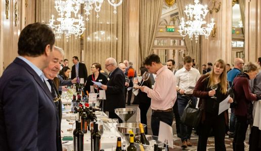 Presentazioni-Londra-Guida-Essenziale-Vini-d-Italia-2019-DoctorWine